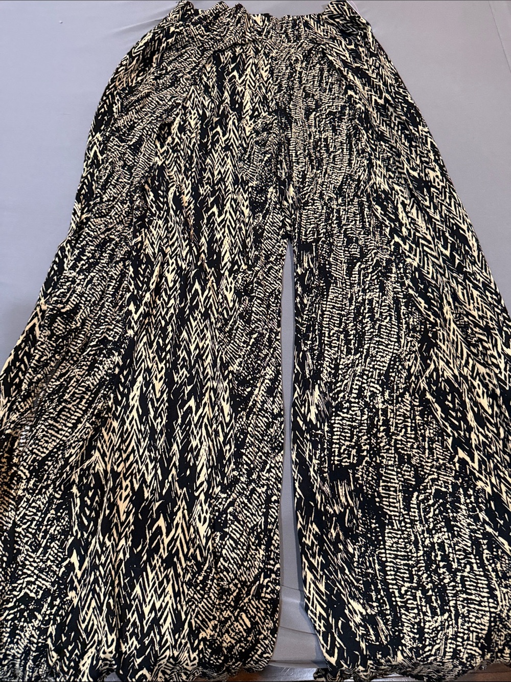 Kori Black and Cream Abstract Wide-Leg Pants